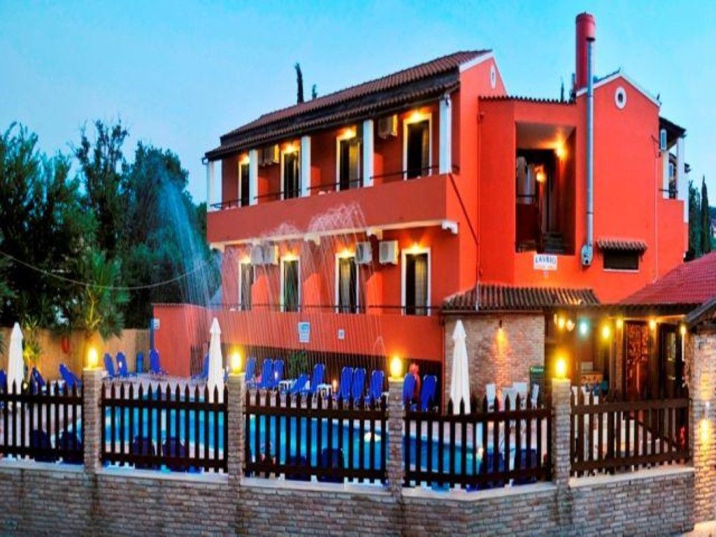 Lavrion Studios Ipsos Exterior photo